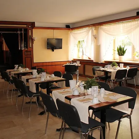 Hotel Anhalt 3*
